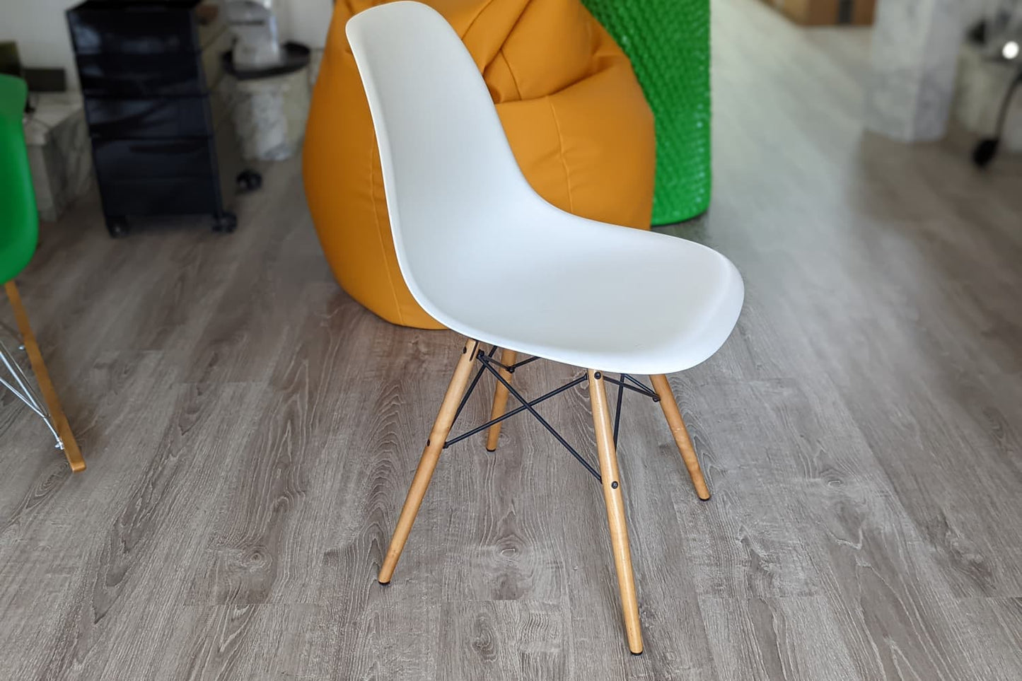 Eames Plastic Chair DSW (2/4 sedie)