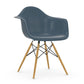 Eames Plastic Armchair DAW - Golden Maple Legs